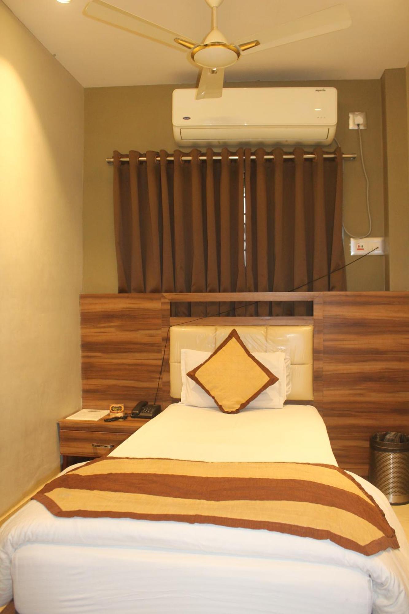 Hotel Oishi Plaza Mukutmanipur Dış mekan fotoğraf