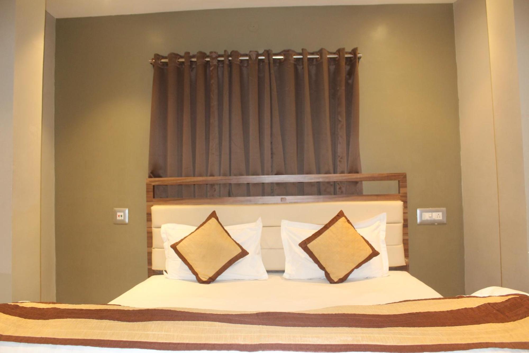 Hotel Oishi Plaza Mukutmanipur Dış mekan fotoğraf