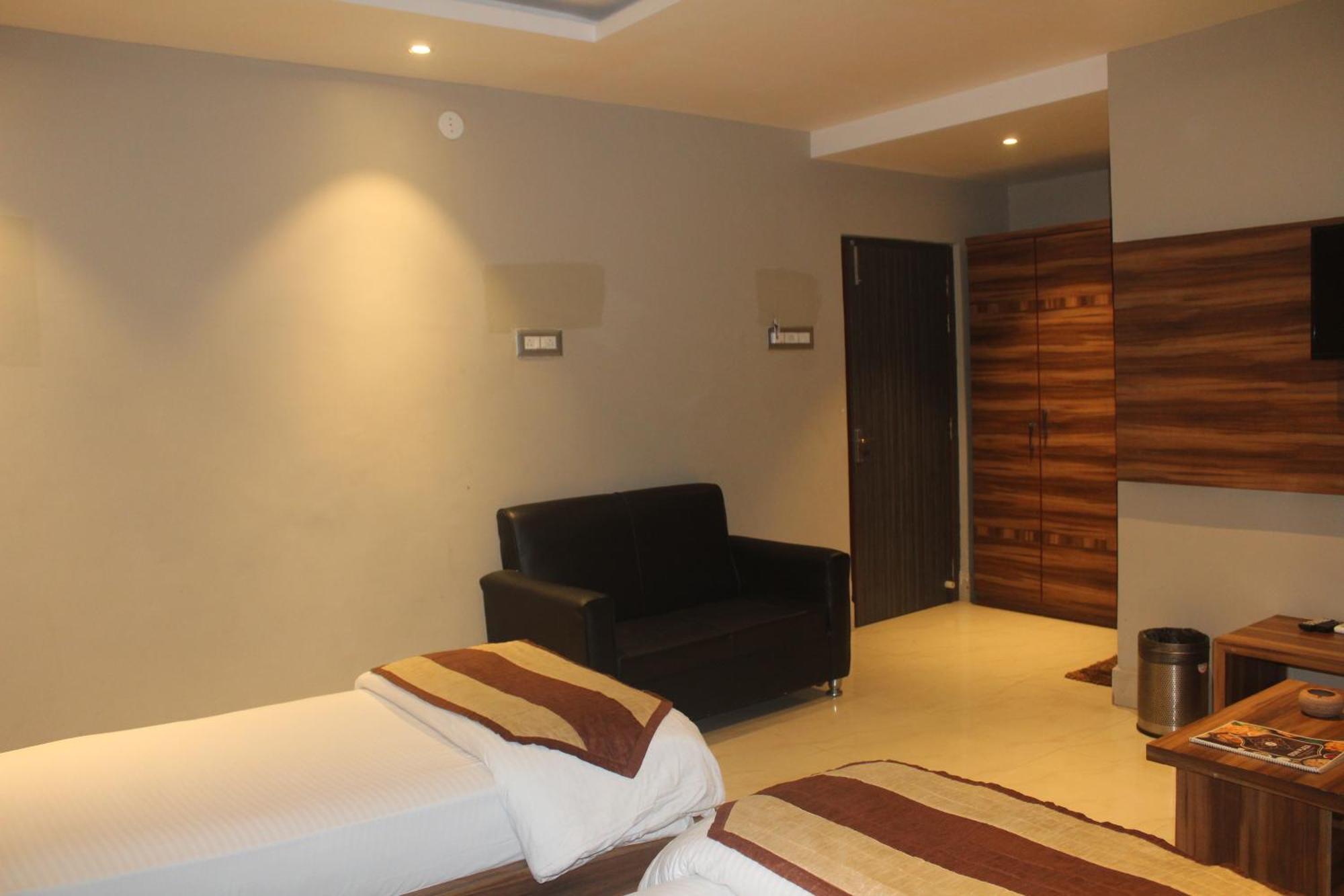 Hotel Oishi Plaza Mukutmanipur Dış mekan fotoğraf
