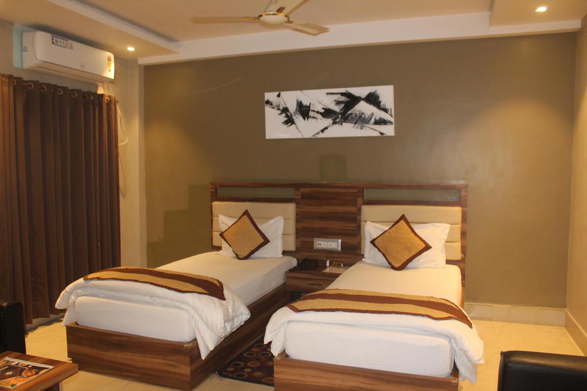 Hotel Oishi Plaza Mukutmanipur Dış mekan fotoğraf